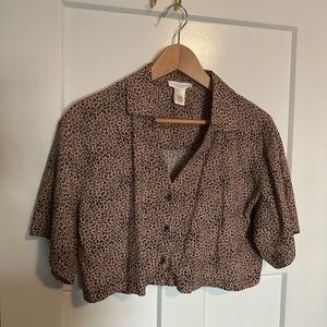 Chic Leopard Print Button-Down Shirt